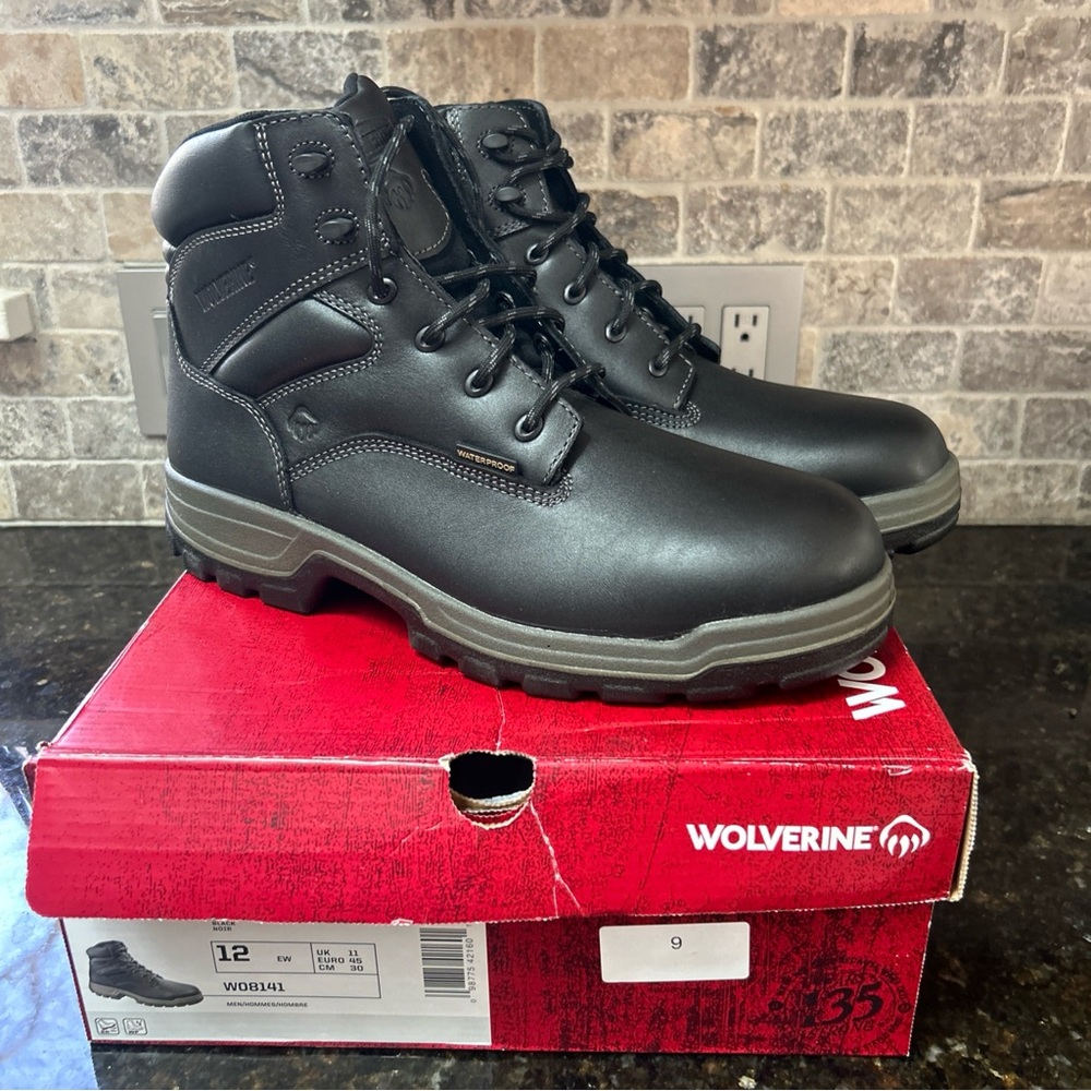 Wolverine Men's Stratus Size 12 EW Black Leather Boots